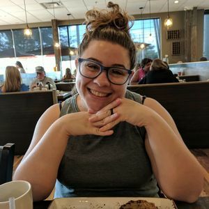 Meet your Posher, Kayla